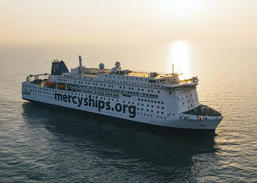 Mercy Ships vender tilbage til Sierra Leone i 2023